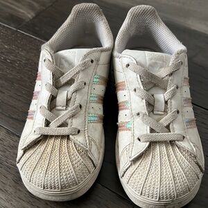 Toddler Adidas lace up iridescent sneakers